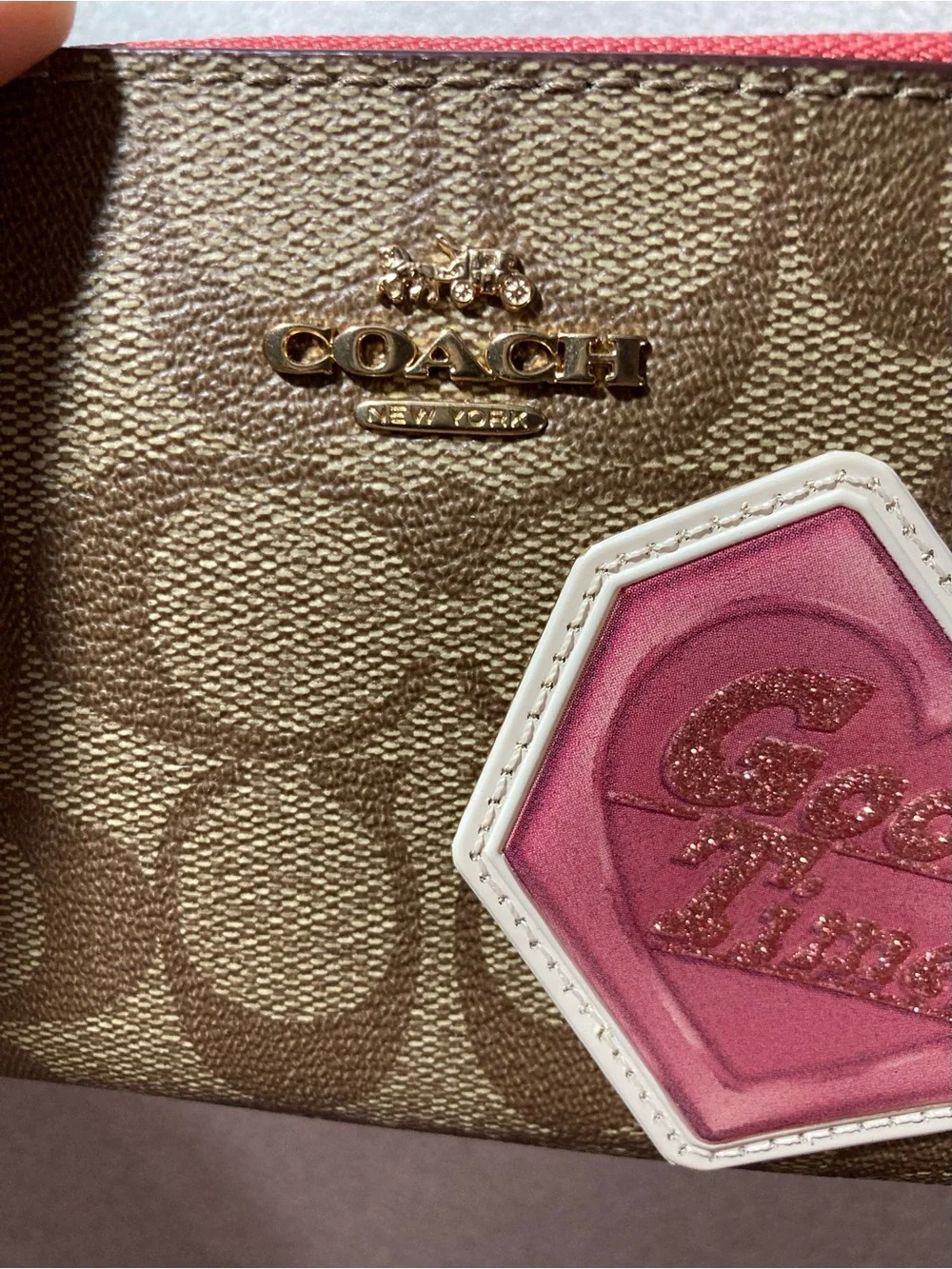 Coach Corner Zip Wristlet w/ Disco Patches  Limited Edition Style C7290 w/ Charm